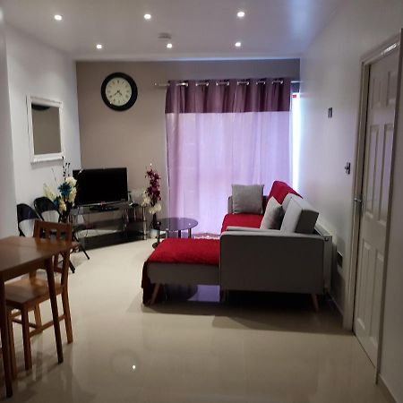 Alhambra Suite Ipswich Dış mekan fotoğraf